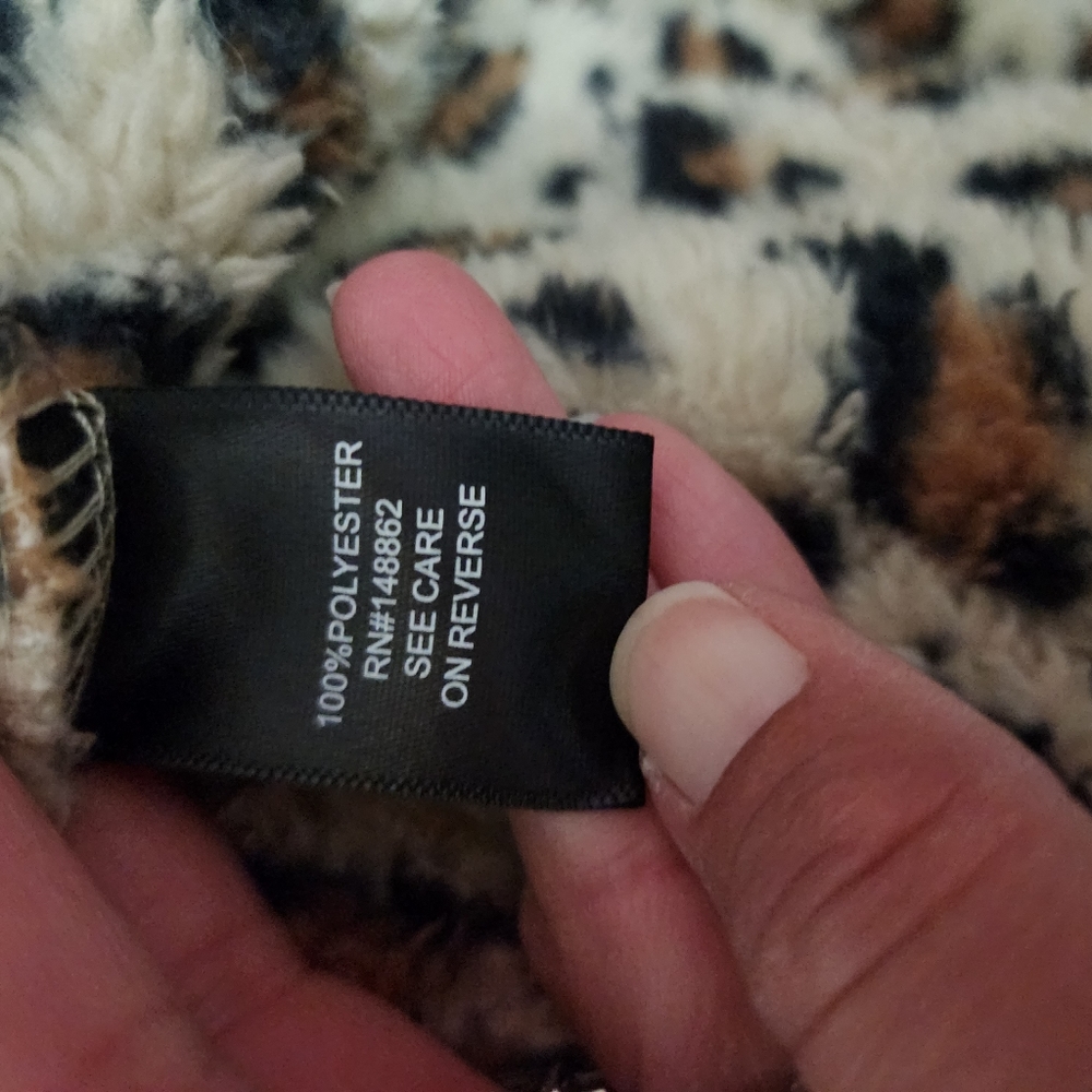 Torrid leopard print sherpa jacket size 2X - Picture 8 of 10